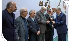 بانک صادرات ایران، برنده جایزه ملی مدیریت مالی ایران شد بانک صادرات ایران، برنده جایزه ملی مدیریت مالی ایران شد