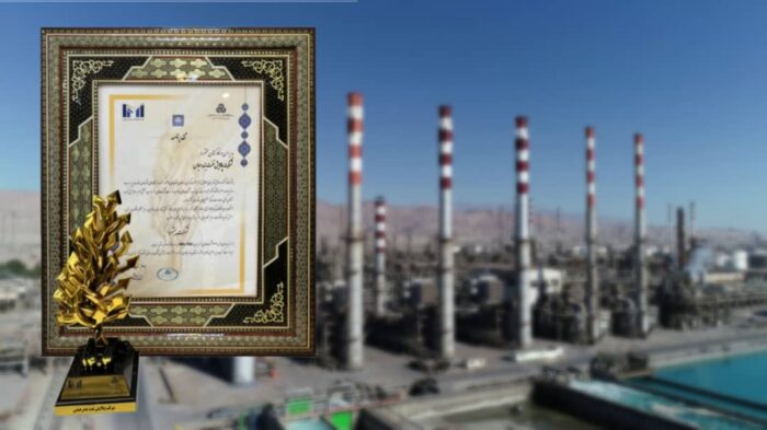 جایگاه برتر شركت پالايش نفت بندرعباس در بخش فروش اقتصاد ایران جایگاه برتر شركت پالايش نفت بندرعباس در بخش فروش اقتصاد ایران