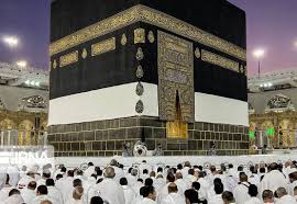 آغاز فروش ارز ویژه زائران حج تمتع ۱۴۰۴ در بانک ملی ایران