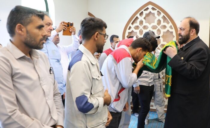 حضور کاروان خادمین حرم مطهر حضرت امام رضا (ع) در شرکت صبا فولاد خلیج فارس