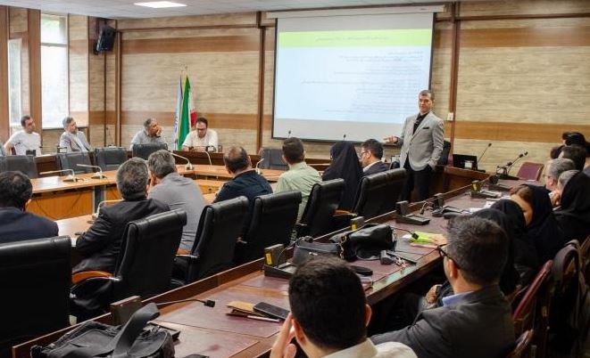 حضور بانک صنعت و معدن در دهمین سمینار تخصصی اشتراک تجربیات مدیریت دانش حضور بانک صنعت و معدن در دهمین سمینار تخصصی اشتراک تجربیات مدیریت دانش