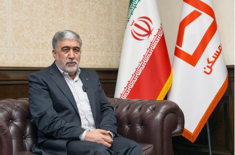 استفاده هدفمند از منابع قرض‌الحسنه بانک مسکن در حمایت از ازدواج، اشتغال و درمان