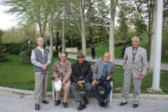 خدمات غیرحضوری به معنای تغییر محل مراجعه مردم از شعبه به کارگزاری نیست