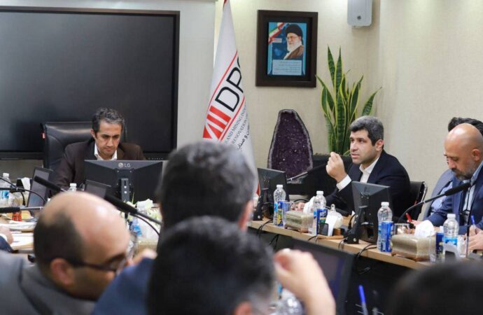 نقدینگی جامعه از مسیر گواهی سپرده کالایی راهی تولید میشود/بورس کالا میتواند به هاب بزرگ منطقه تبدیل شود نقدینگی جامعه از مسیر گواهی سپرده کالایی راهی تولید میشود/بورس کالا میتواند به هاب بزرگ منطقه تبدیل شود