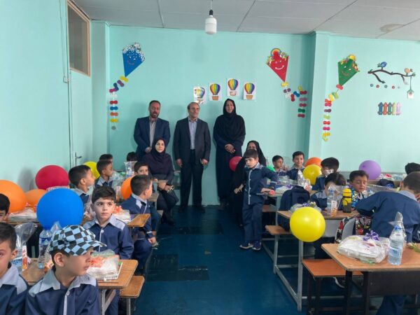 “مهر قلم” در منطقه ۴/ مدارس شمال شرق تهران نوسازی و آماده استقبال از مهر شدند