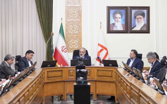 لزوم همگرایی بیشتر بانک و شرکت‌های تابعه برای تقویت بانکداری شرکتی / با تعامل موثر و ظرفیت‌های گروه مالی ارزش‌های پیشنهادی برای مشتریان تعریف کنیم