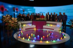 پخش برنامه اهدای جوایز برندگان جشنواره‌ قربان تا غدیر بیمه دی ساعت ۱۶ و ۳۰ دقیقه از شبکه ۳ سیما