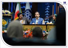 تأکید عضو هیأتمدیره بانک صادرات ایران بر ضرورت گذار از بانکداری تسهیلاتی به بانکداری سرمایهگذاری و توسعهای تأکید عضو هیأتمدیره بانک صادرات ایران بر ضرورت گذار از بانکداری تسهیلاتی به بانکداری سرمایهگذاری و توسعهای