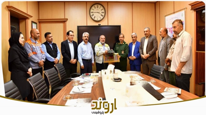 تقدیر از مدیران پتروشیمی اروند و دست‌اندرکاران موکب امام رضا (ع)