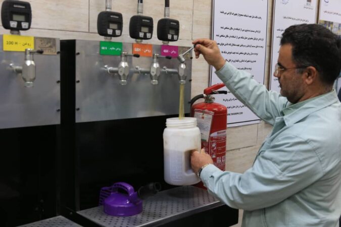 راه‌اندازی انبار مکانیزه روغن در تعمیرگاه مرکزی فولاد خوزستان؛ طرحی منحصر‌به‌فرد در خوزستان و کم‌نظیر در کشور