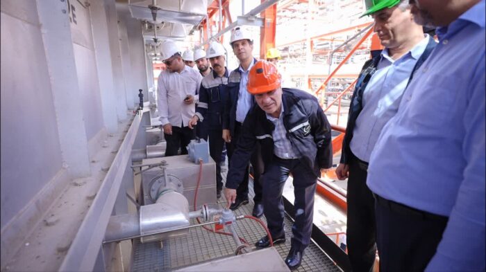 مدیرعامل پتروشیمی کارون در آیین آغاز فرایند راه اندازی پروژه هایکو: کیفیت راه‌اندازی را فدای سرعت نخواهیم کرد