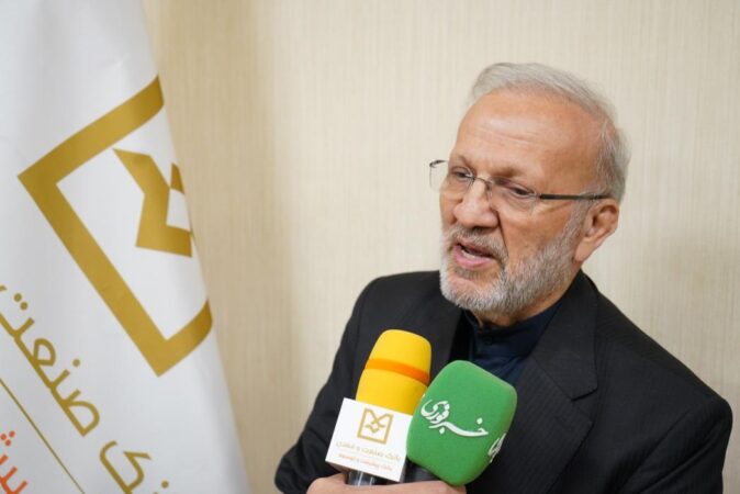 دكتر منوچهر متكی در نشست نظارتی كمیسیون اقتصادی با بانك صنعت و معدن: این بانك بازوی اجرایی پروژه‌های ملی است