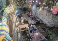 تخت های مستقر در بستر رودخانه دربند با دستور قضایی جمع‌آوری شد