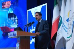 مهدوی ابهری در مراسم افتتاحیه سومین رویداد ایران پتروکم: با نقشی که پتروشیمی در شرایط حساس امروز در ارزآوری و صادرات دارد، نباید بدان کم‌اعتنایی شود