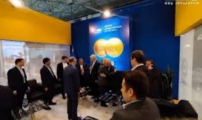 گزارش ویدئویی از حضور جناب آقای دکتر عبداللهی مدیرعامل بیمه دی از نمایشگاه پتروکم کیش در ۱۷ دی ماه ۱۴۰۴