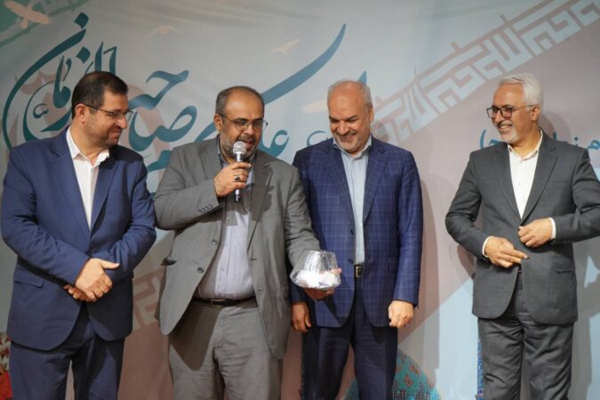 برگزاری جشن دهه فجر و میلاد حضرت حجت(عج) در خانه فیروزه ای دی