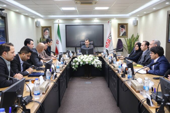 ضرورت هماهنگی با ایمیدرو برای اجرای طرح های زنجیره فولاد/ سیاست جدید، توسعه صنایع پائین دستی فولاد است