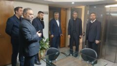 بازدید مدیر عامل بانک سینا از واحد های ستادی و تقدیر از همکاران در شرایط جنگی