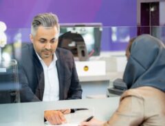 خدمات رسانی حضوری روزانه به ۴۰۰۰ مشتری در شعب بانک اقتصادنوین