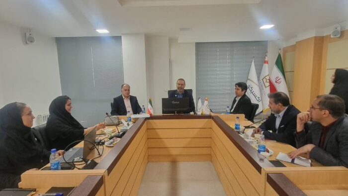 برگزاری کارگاه آموزشی آشنایی با پلت‌فرم «تیم بانک» برای کارکنان شعب استان تهران بانک صنعت و معدن